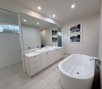 3 Bedroom Pool VIew Apartment