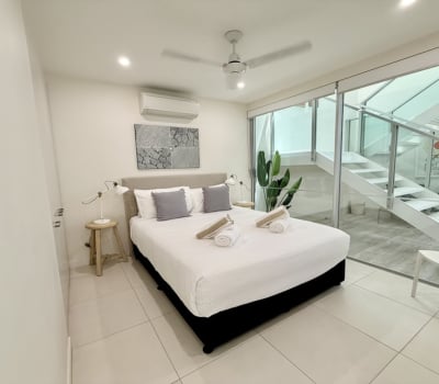 3-bedroom-Pool-View-Bedroom2