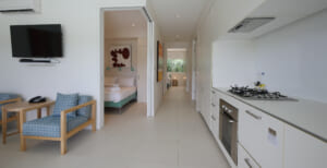 2 Bedroom Golf & Mountain View Apartment